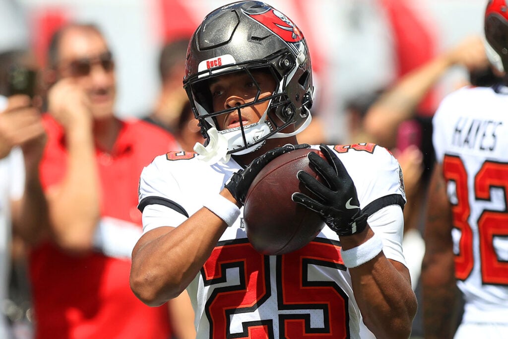 Pr Roundtable: One Thing Bucs Should Worry About After Week 1 9 Parrish Jacob Bucs Eagles Pregame