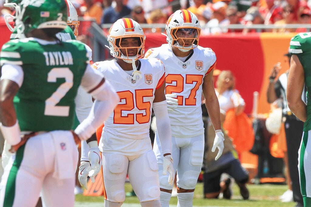 Bucs Ncb Jacob Parrish And Cb Zyon Mccollum