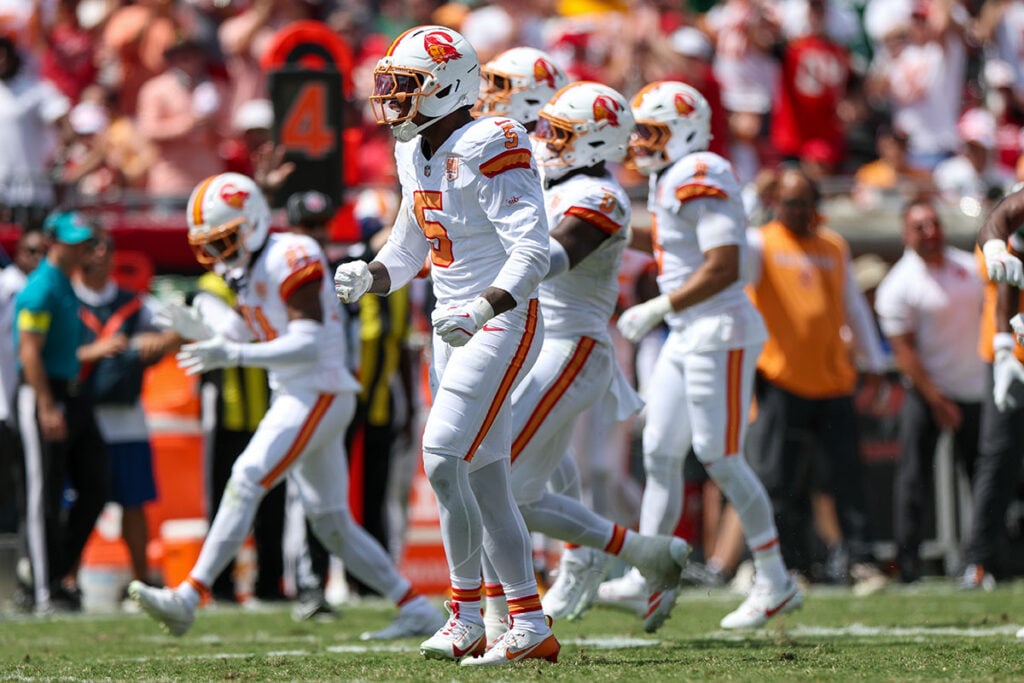 Bucs Still Missing Big Players On First Injury Report Of The Week 5 Bucs Olb Haason Reddick