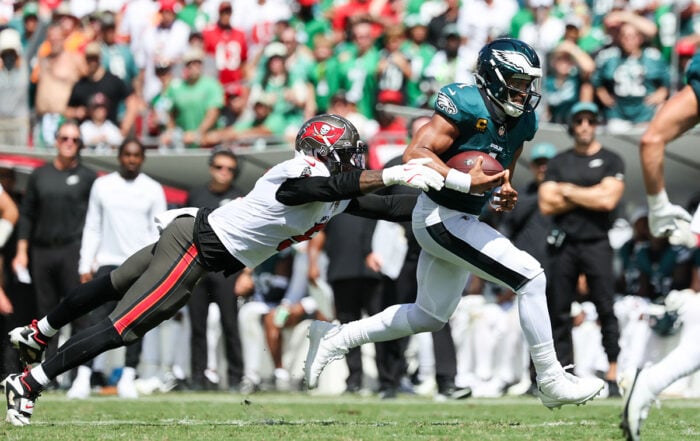 Bucs Olb Haason Reddick And Eagles Qb Jalen Hurts