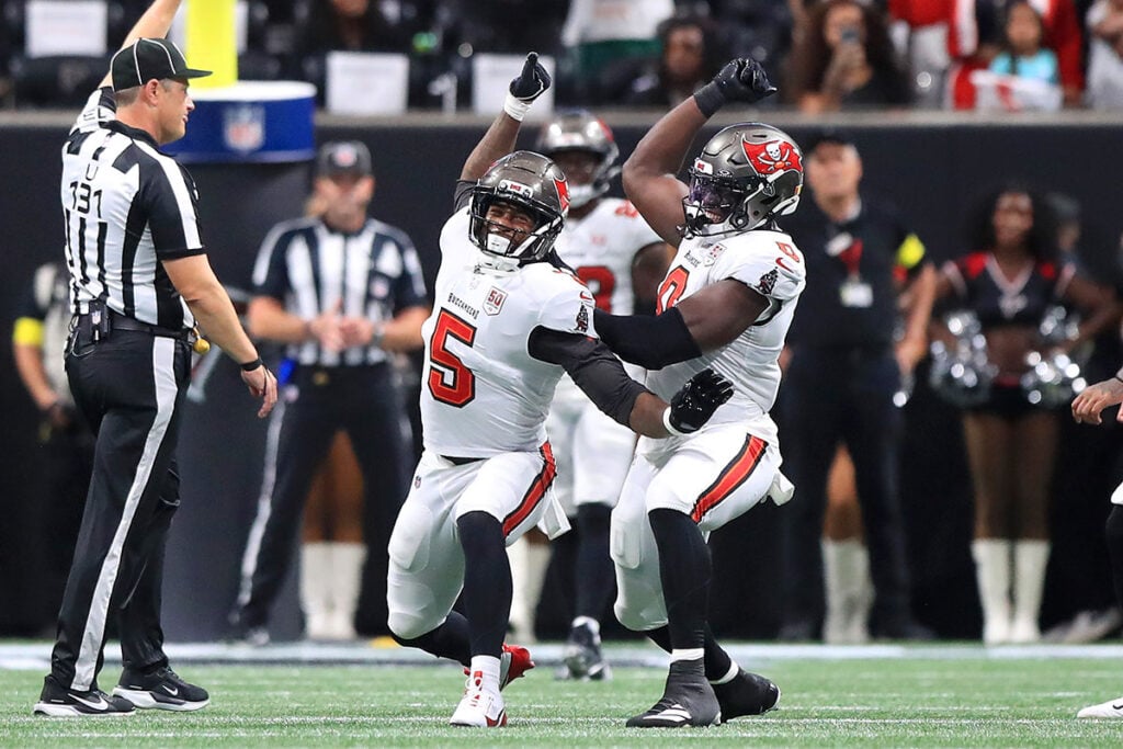 Bucs Mailbag: Will Tampa Bay Trade For A Wr Or Olb? 4 Bucs Olbs Haason Reddick And Yaya Diaby