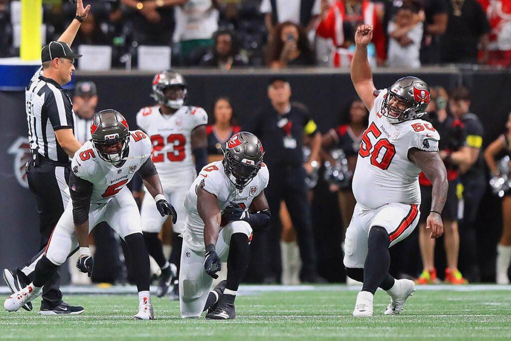 Bucs Olbs Haason Reddick And Yaya Diaby And Dt Vita Vea