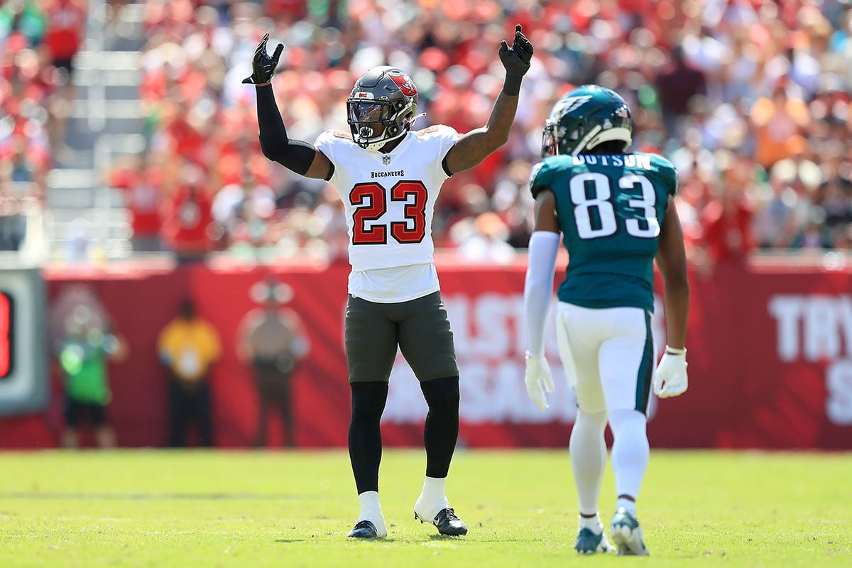 Bucs Ilb Devin White And Fs Antoine Winfield, Jr.