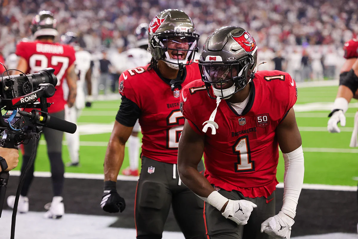 Bucs Rb Rachaad White And Wr Emeka Egbuka