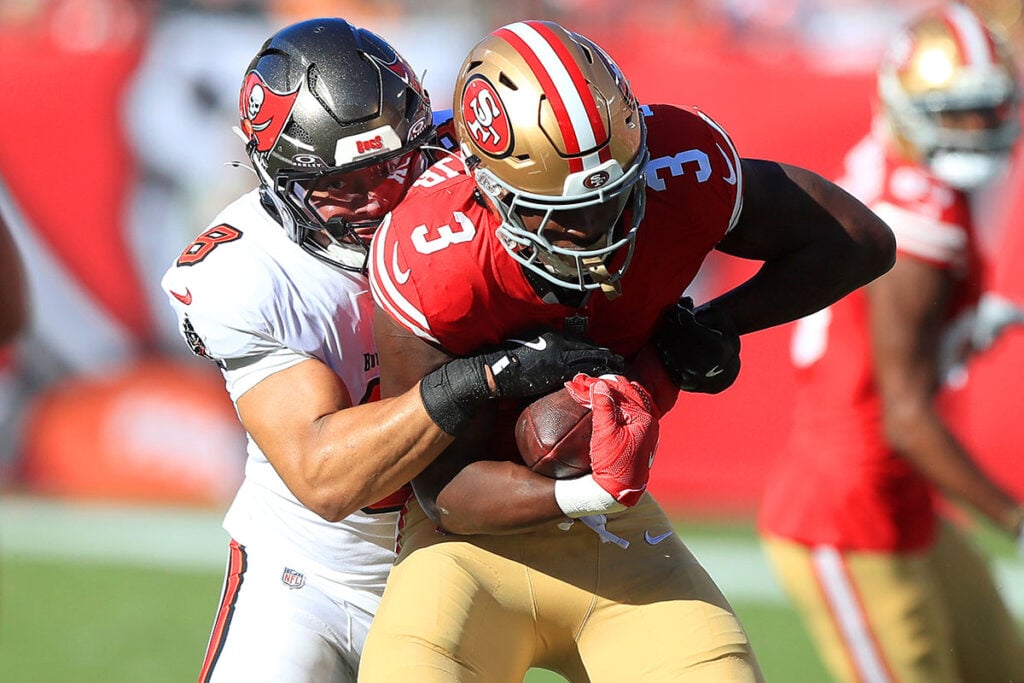 Sr'S Fab 5: Would The Bucs Consider Re-Signing Jamel Dean? 10 Bucs Ilb Sirvocea Dennis And 49Ers Rb Brian Robinson