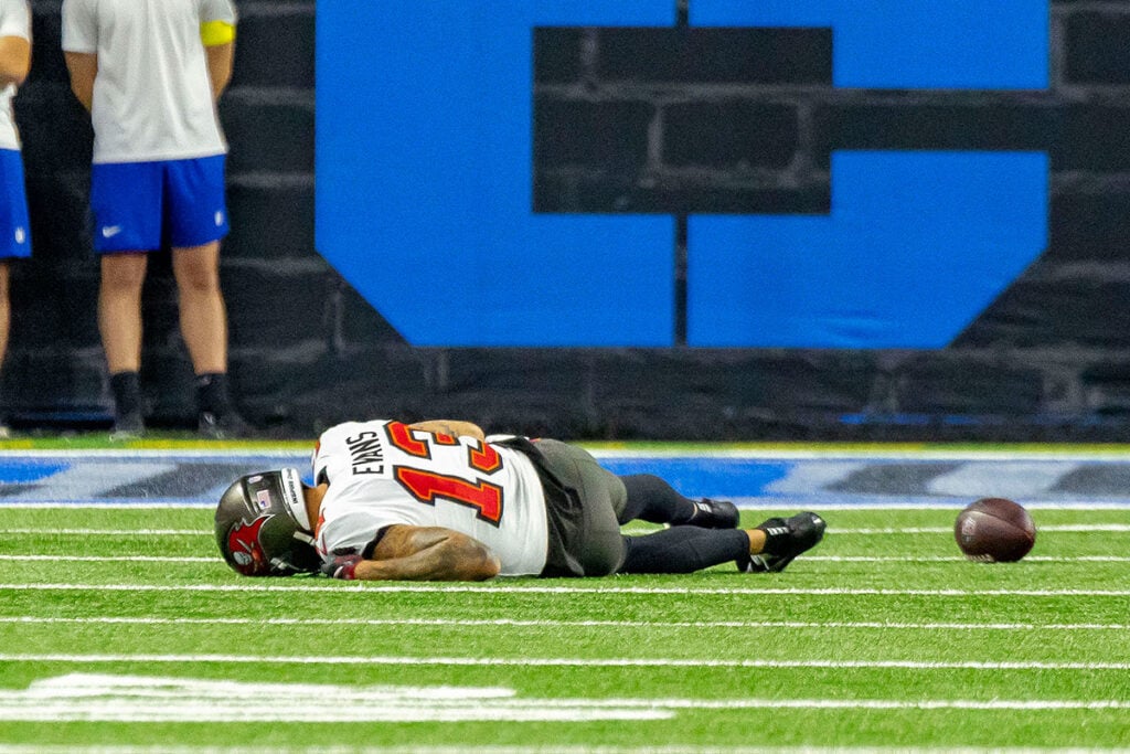 Bucs Struggle From Start To Finish, Lose 24-9 To Lions 3 Bucs Wr Mike Evans