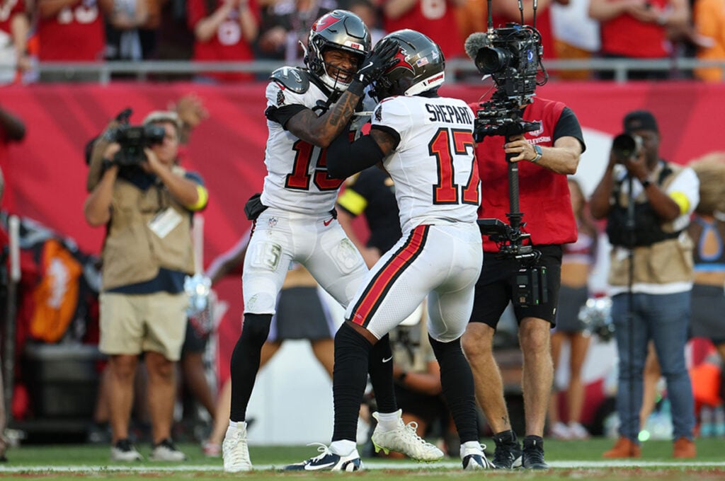 Week 6 Snap Count Analysis: Bucs Vs. 49Ers 3 Bucs Wrs Tez Johnson And Sterling Shepard