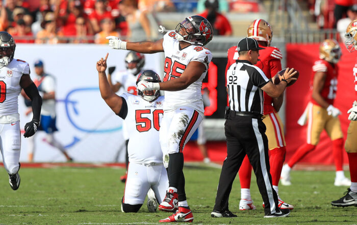 Bucs Dt Elijah Roberts