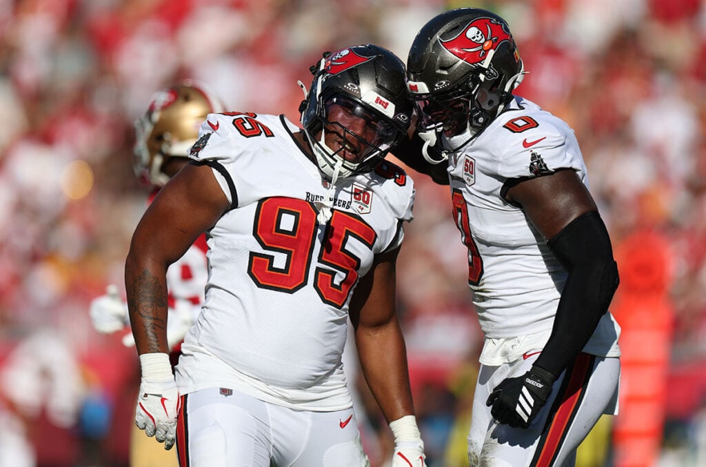 Bucs Dt Elijah Roberts And Olb Yaya Diaby