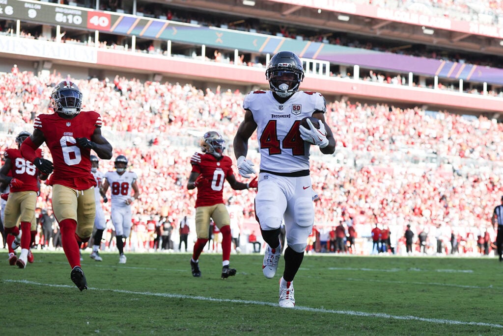 Bucs Rb Sean Tucker