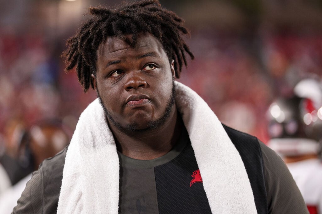 Bucs Dt Desmond Watson