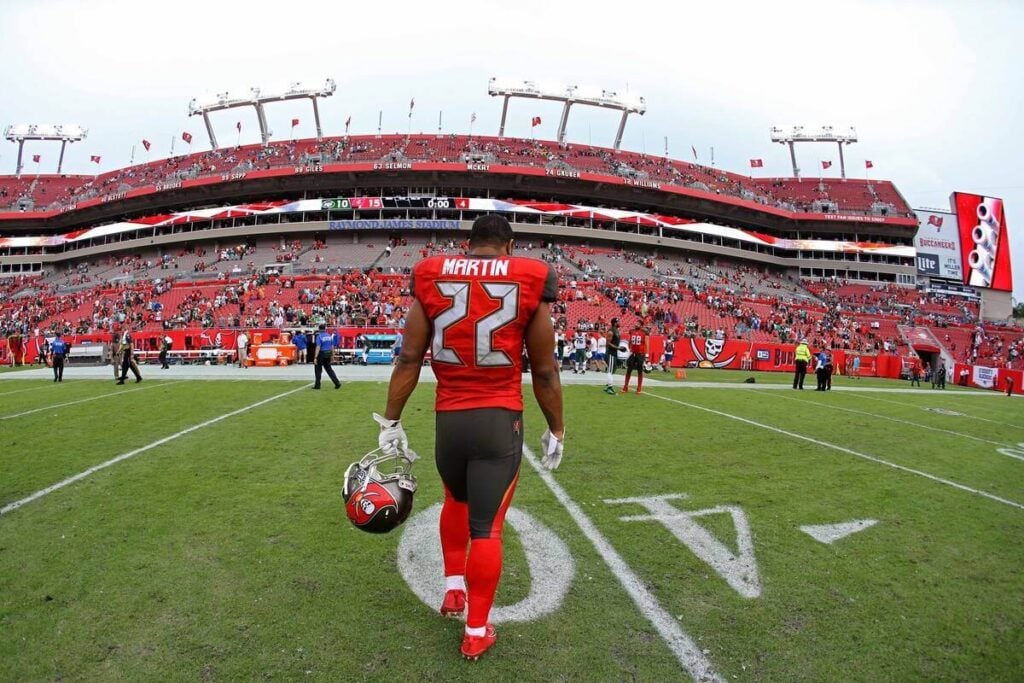 Former Bucs Running Back Doug Martin Passes Away 3 Former Bucs Rb Doug Martin