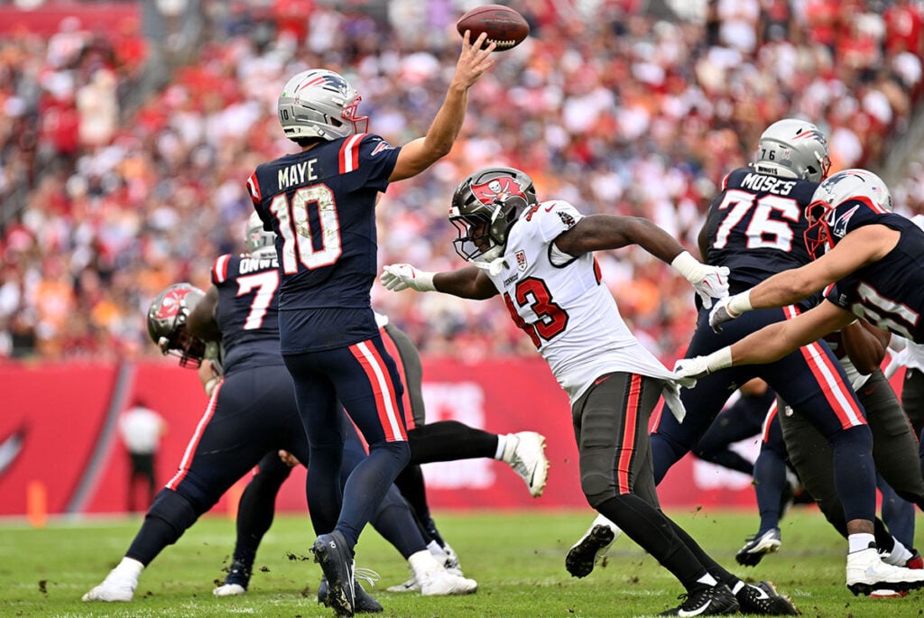 Bucs Blow Chance After Chance In 28-23 Loss To Patriots 3 Bucs Olb Chris Braswell And Patriots Qb Drake Maye