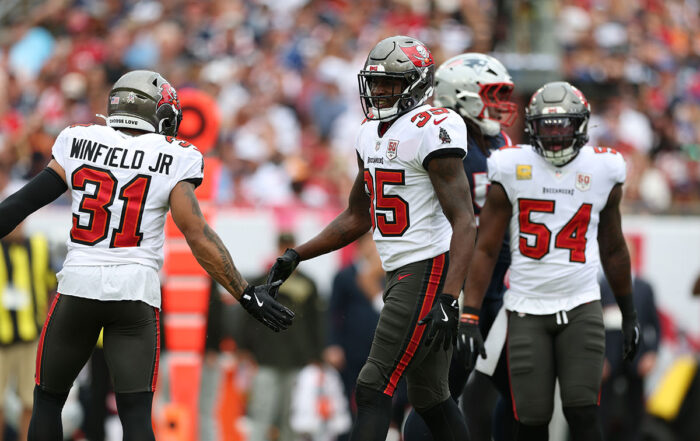 Bucs Cb Jamel Dean And Fs Antoine Winfield Jr.