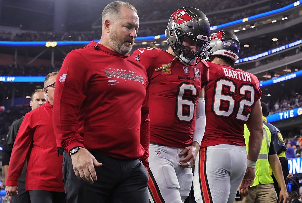 Mayfield-Baker-Bobby-Slater-Bucs-Rams Bucs Qb Baker Mayfield And Vp Of Sports Medicine And Performance Bobby Slater -