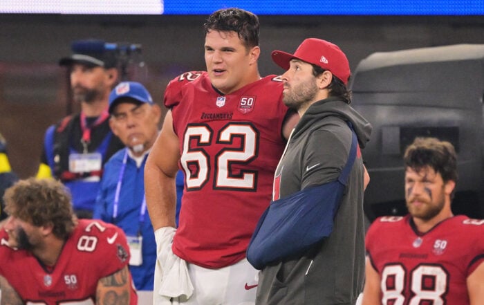 Bucs Qb Baker Mayfield And C Graham Barton