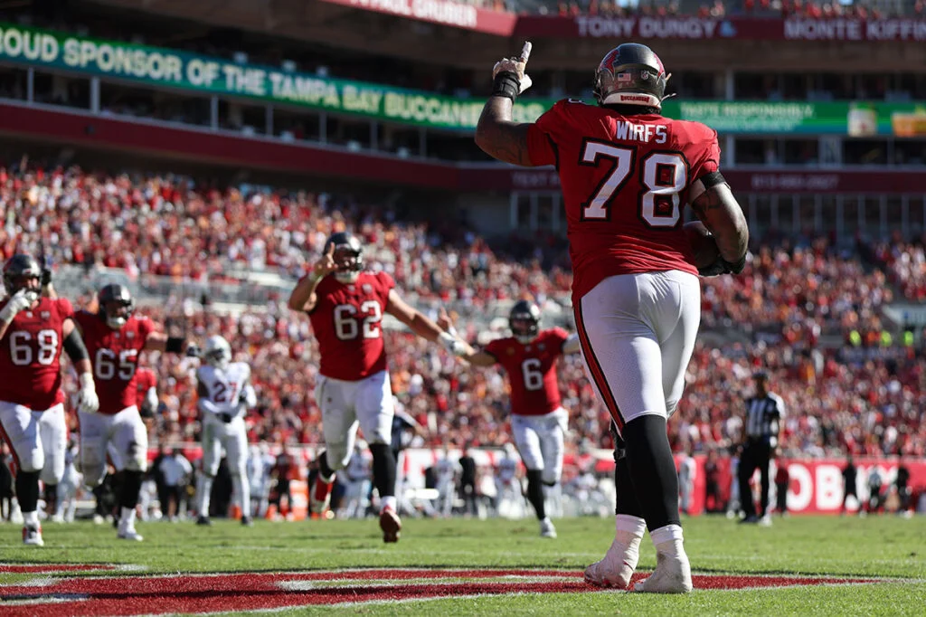 Bucs Still Barely Hanging On In Nfc South After Week 13 2 Bucs Lt Tristan Wirfs