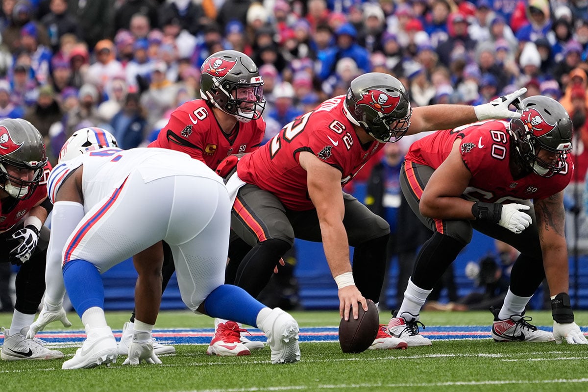 Bucs C Graham Barton