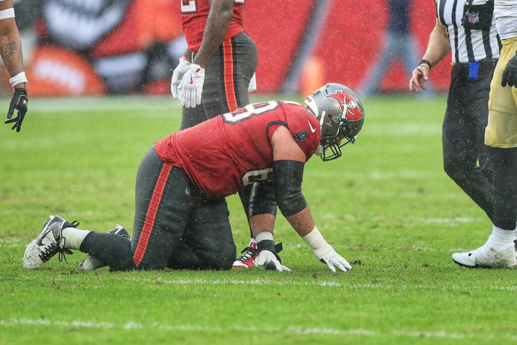Bucs Place Offensive Starter On Injured Reserve 2 Bucs Lg Ben Bredeson