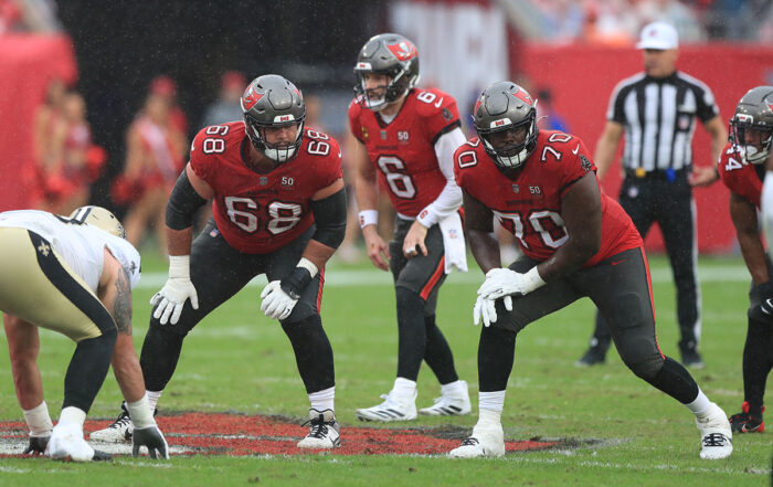 Bucs Lg Ben Bredeson And Lt Ben Chukwuma