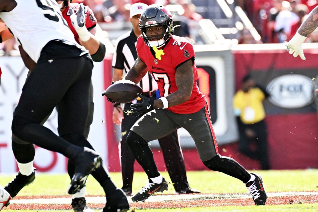 Irving Bucky Bucs Saints Intense Run