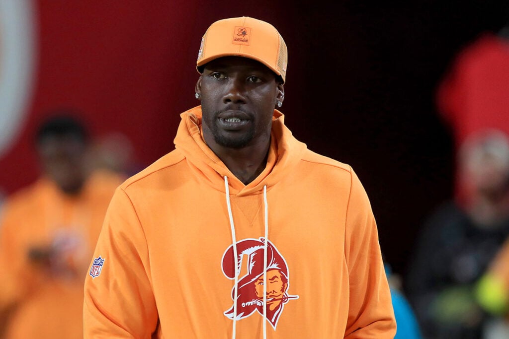 Pewter Report Podcast: How Much Fight Do The Bucs Have Left? 6 Bucs Olb Jason Pierre-Paul