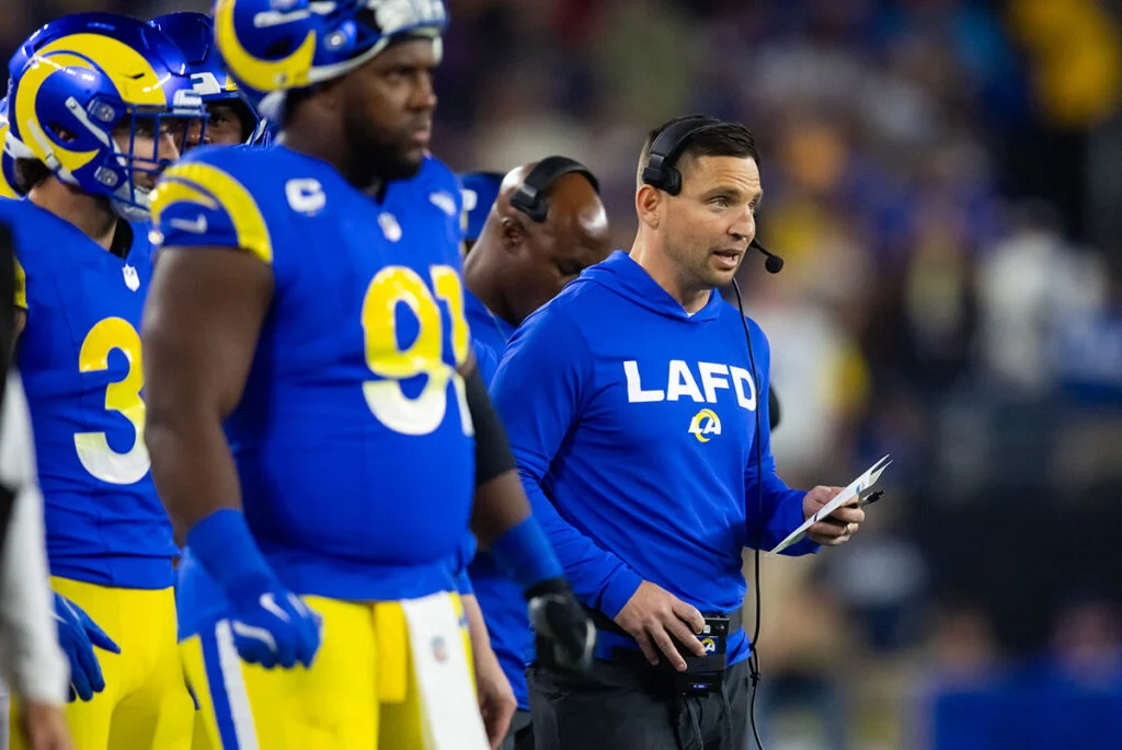 Shula Chris Rams Players Play Call