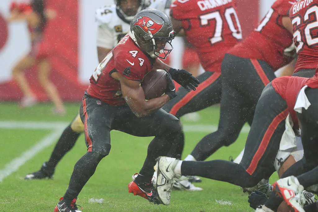 Bucs Rb Sean Tucker