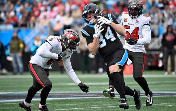 Bucs Ilb Sirvocea Dennis Photo By: Imagn Images - Bob Donnan