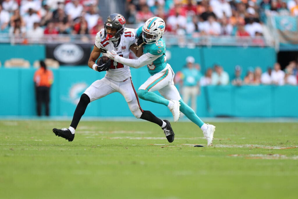 Bucs Wr Jalen Mcmillan