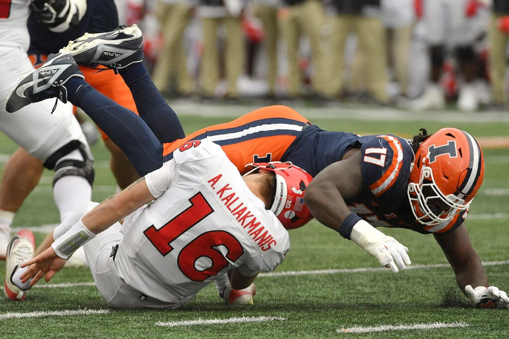 Illinois Edge Rusher Gabe Jacas: &Amp;Quot;Tell The Bucs To Come And Get Me&Amp;Quot; 4 Illinois Edge Rusher Gabe Jacas Bucs