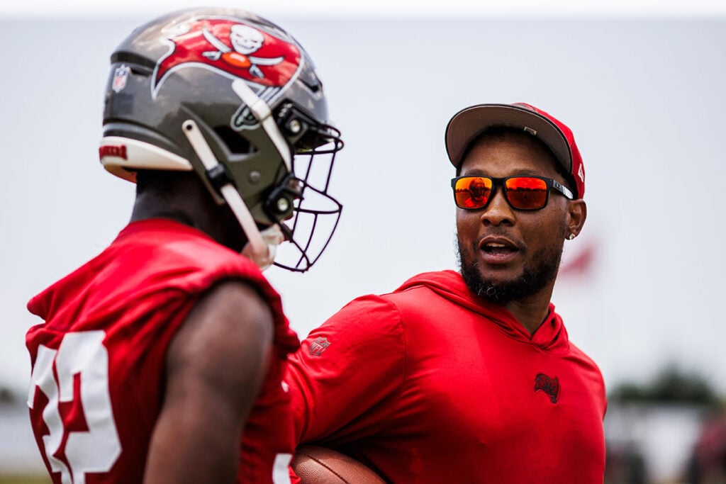 Emeka Egbuka Receives Shocking News At Nfl Honors 7 Bucs Assistant Dbs Coach Rashad Johnson