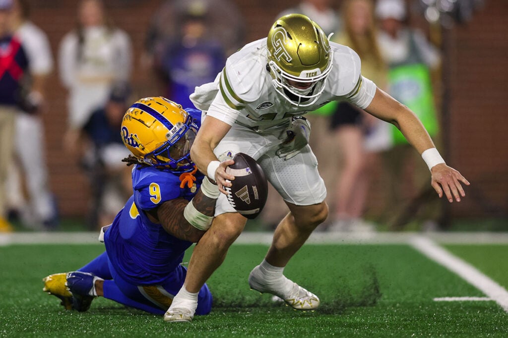 Pittsburgh Ilb Kyle Louis Bucs