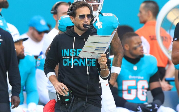 Former Dolphins Hc Mike Mcdaniel Bucs