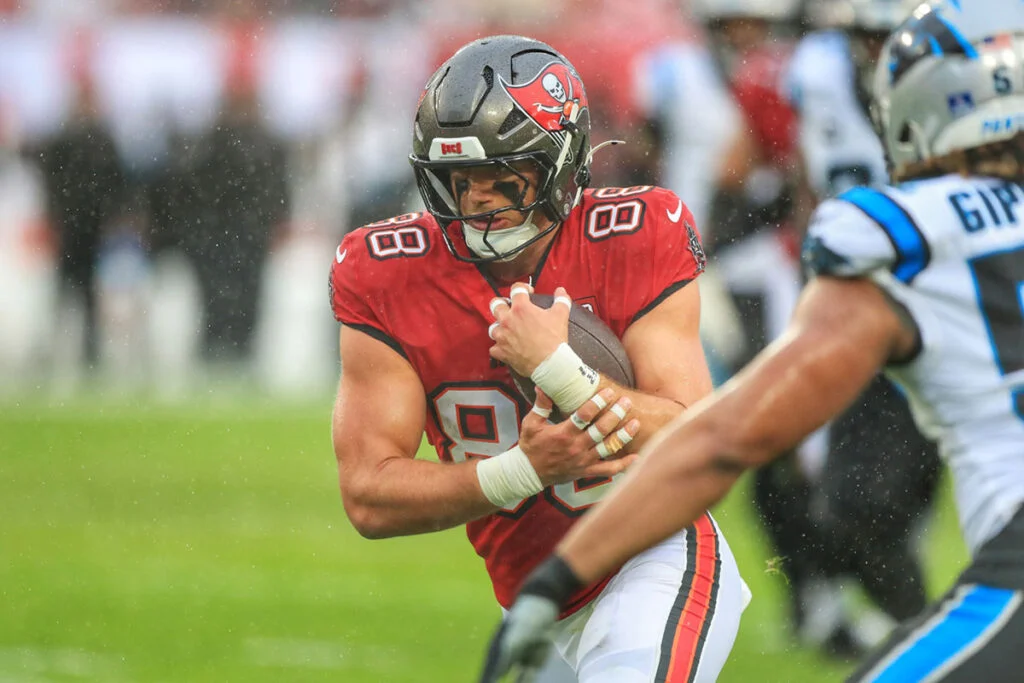 Bucs Vs. Panthers: Most Impressive In Week 18 3 Bucs Te Cade Otton