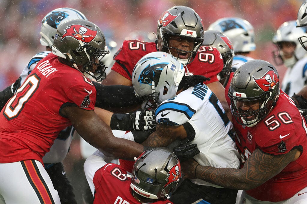 Bucs Olb Yaya Diaby And Panthers Rb Rico Dowdle