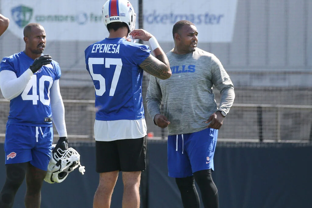 Bucs Dl Coach Marcus West