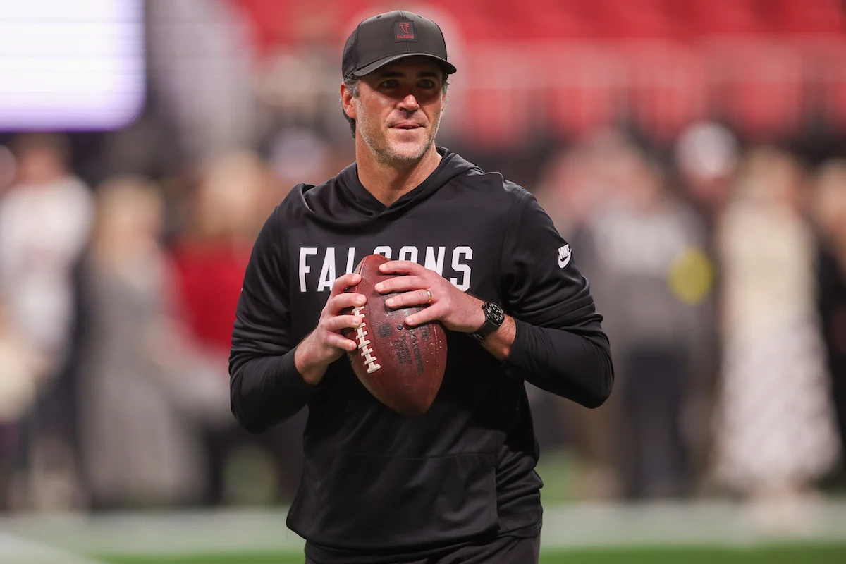 Bucs Oc Zac Robinson - Photo By: Imagn Images - Brett Davis