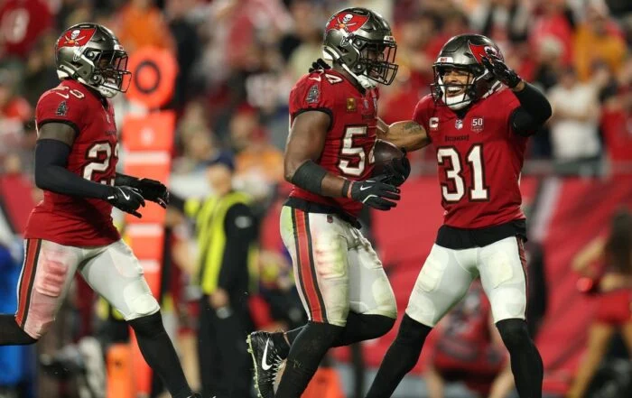 Bucs Lb Lavonte David, S Antoine Winfield Jr. And S Tykee Smith
