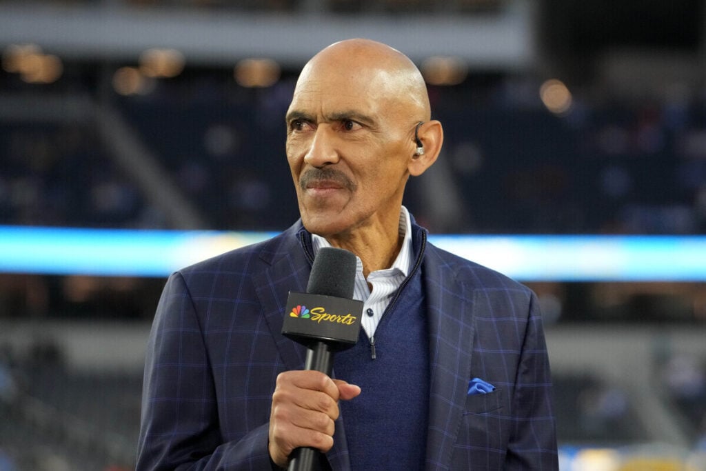 Former Bucs Hc Tony Dungy