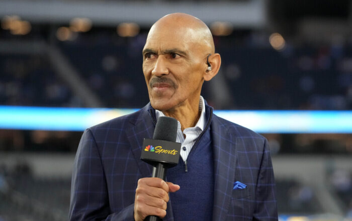 Former Bucs Hc Tony Dungy