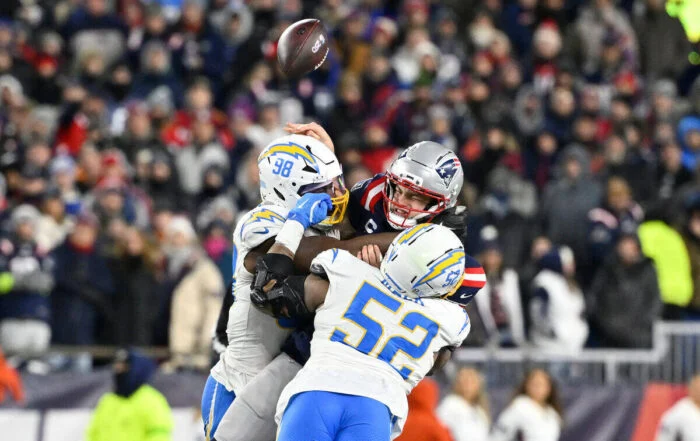 Chargers Olbs Odafe Oweh And Khalil Mack Bucs