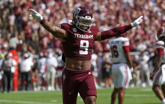 Texas A&Amp;M Edge Rusher Cashius Howell Bucs