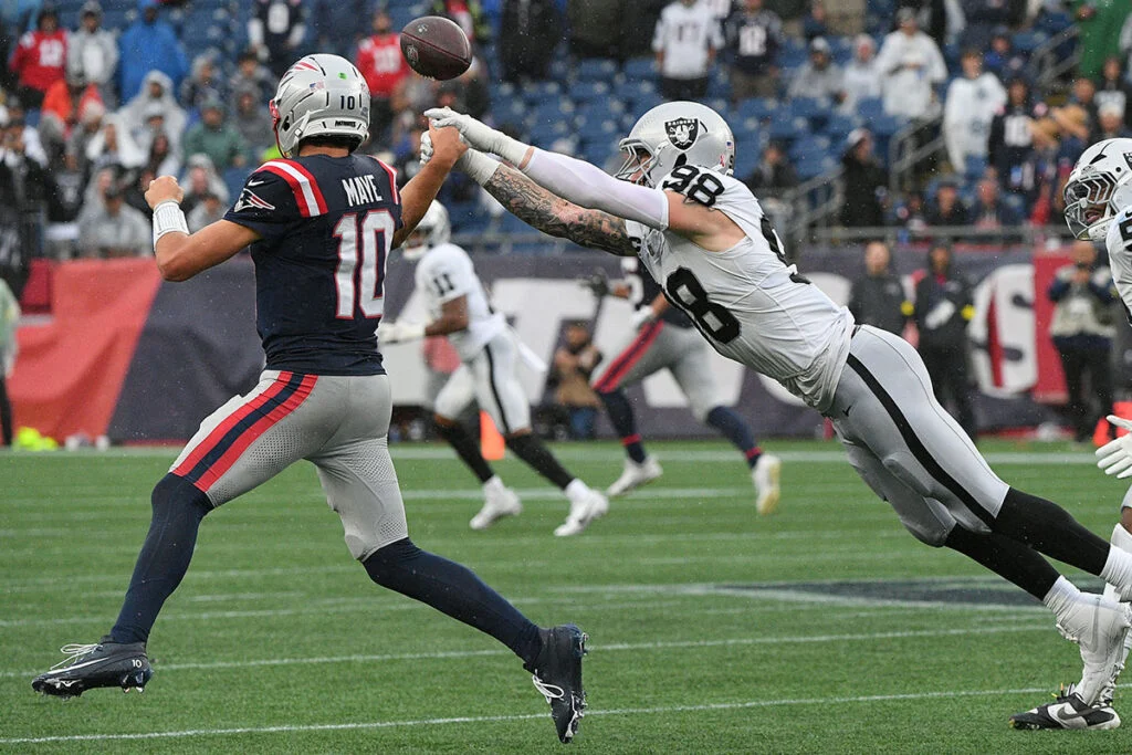 Video: Which Bucs Could Be Traded In A Maxx Crosby Deal? 2 Raiders De Maxx Crosby Bucs