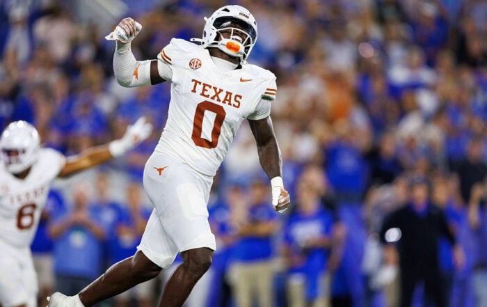 Texas Ilb Anthony Hill Jr.