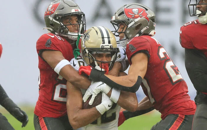 Bucs Cbs Jacob Parrish And Zyon Mccollum - Photo By: Cliff Welch P/R