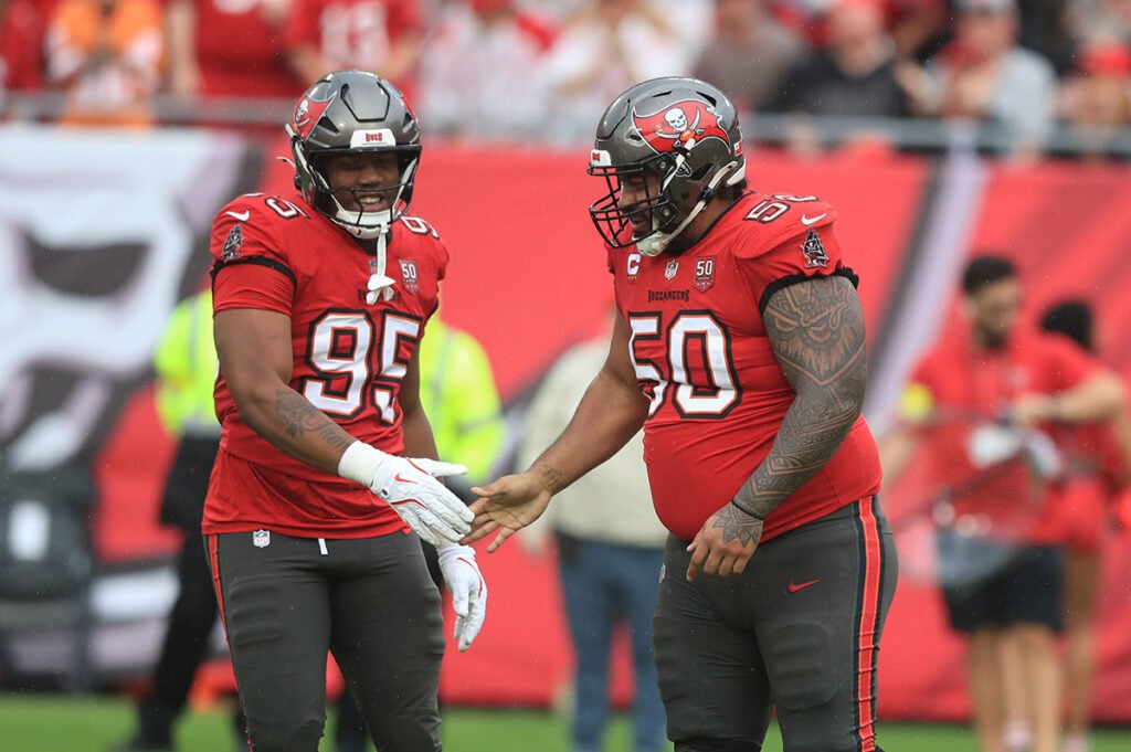 Pewter Report Podcast: Special Guest: Bucs Dt Elijah Roberts 3 Bucs Dts Elijah Roberts And Vita Vea
