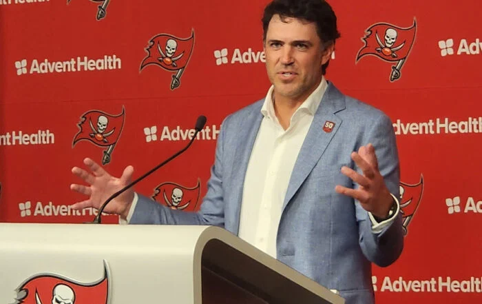 Bucs Oc Zac Robinson