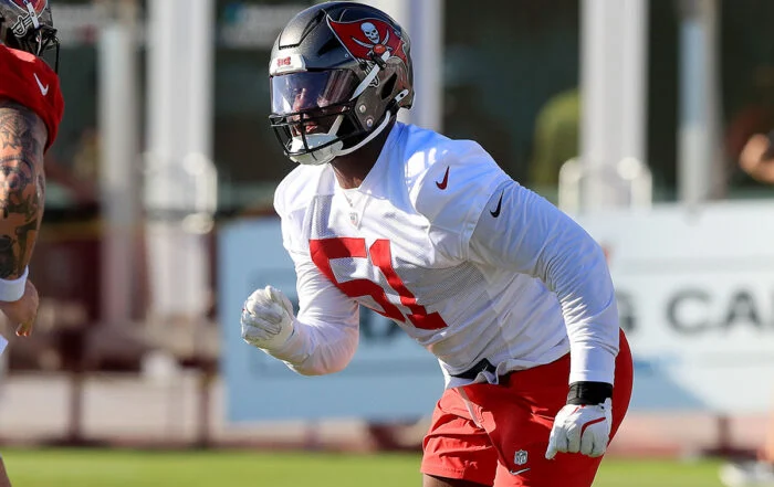 Bucs Olb David Walker