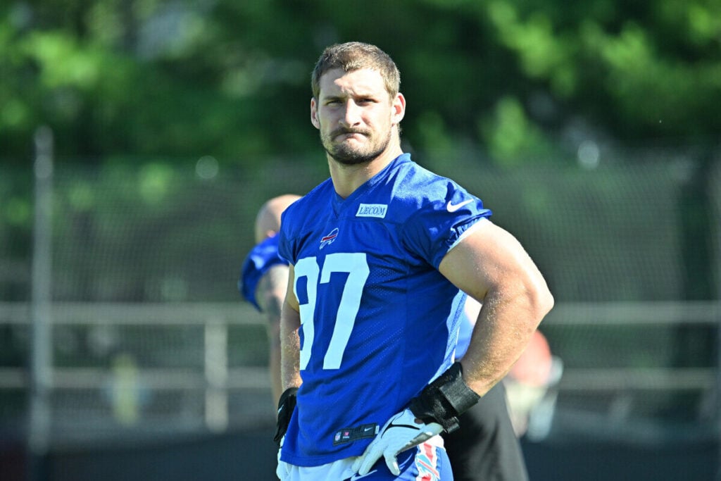 Bills Edge Rusher Joey Bosa Bucs